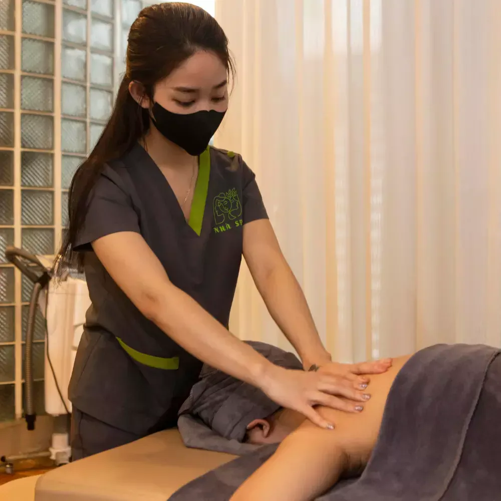 massage cổ vai gáy