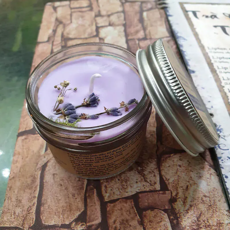 Nến thơm tinh dầu lavender