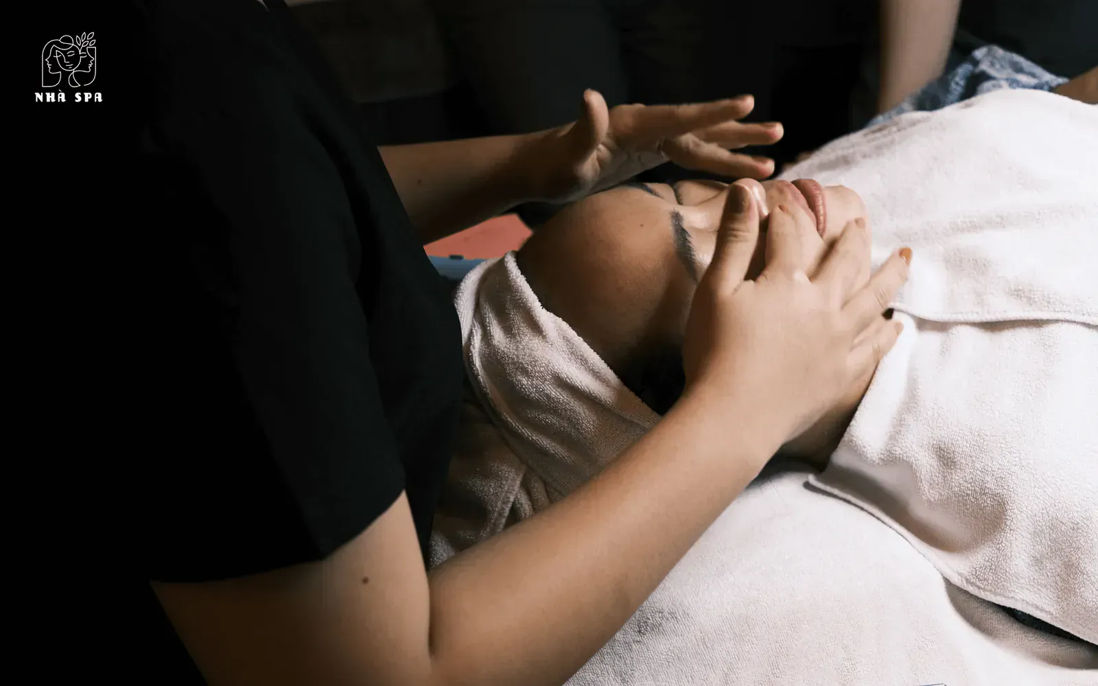 Chăm sóc da tại spa