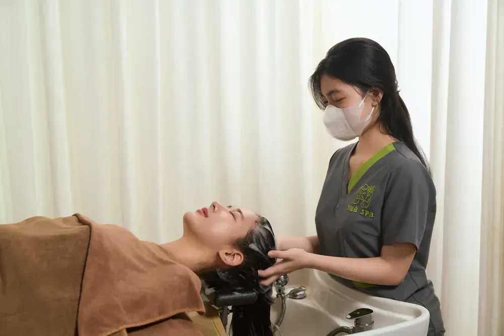 Kỹ thuật viên Gội đầu dưỡng sinh cho khách