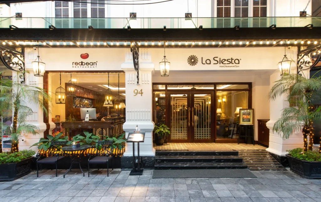 la siesta trendy hotel spa khach san thoi thuong bac nhat ha thanh 1 1658111888